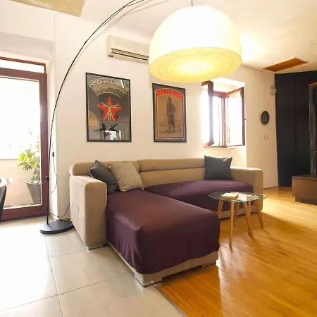 Orieta 1589 Apartment Pula