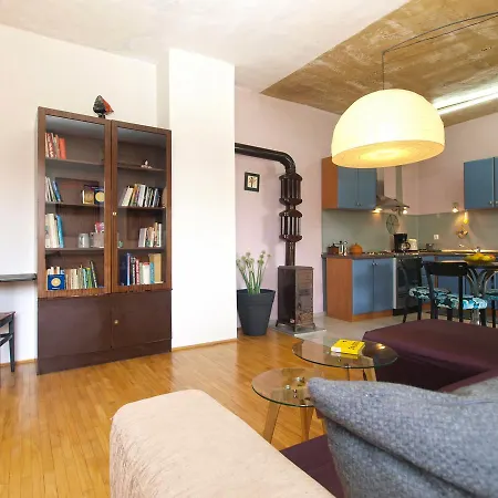 Apartment Orieta 1589 Pula
